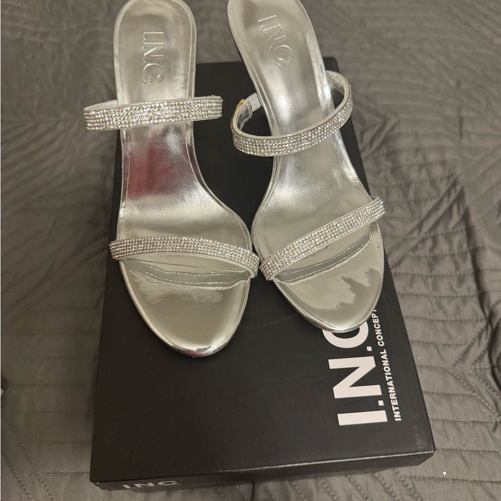 INC International Concepts Women's Glittering Silver Heels Size 6.5